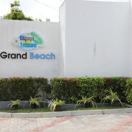 Grand Beach Wadduwa Exterior foto